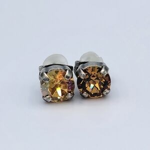 Swarovski Elements Stud Earrings NEW #2370